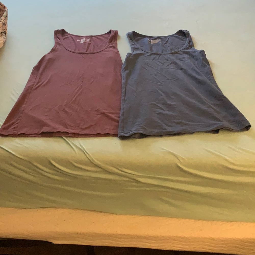 Pink/purple & blue fitted tank bundle 💕💙